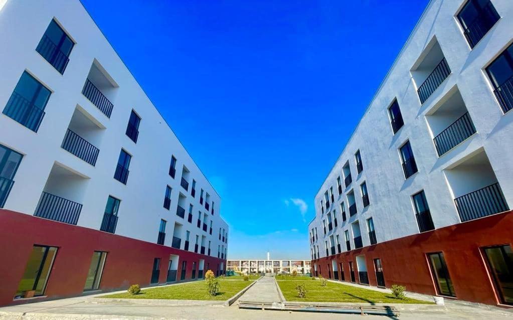 Cosy 2Br Apartment Near Tirana Airport - Self Check-In 24Hr Экстерьер фото